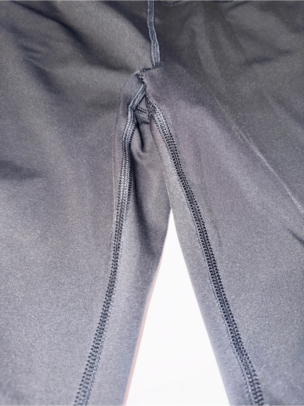 Athleta Ultimate Stash Pocket Tight Leggings Black M Full Length - Picture 7 of 15